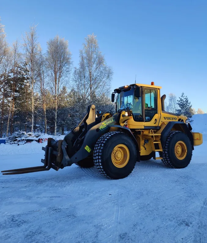 Volvo L90 pyöräkuormaaja
